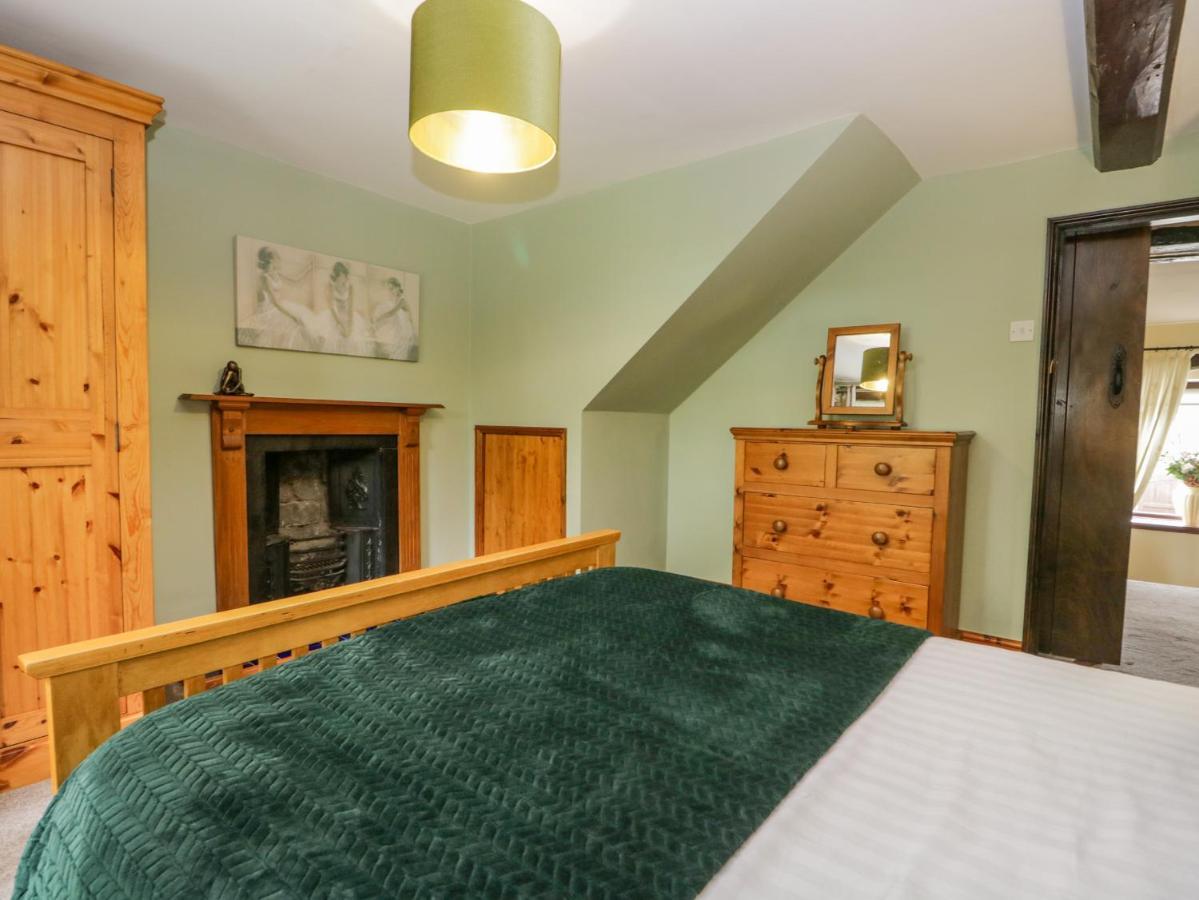 Ewedale Farm Villa Ulverston Bagian luar foto
