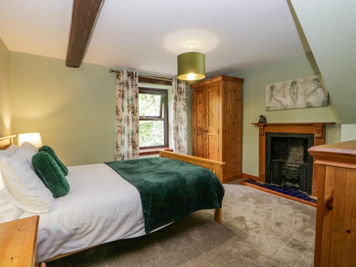 Ewedale Farm Villa Ulverston Bagian luar foto