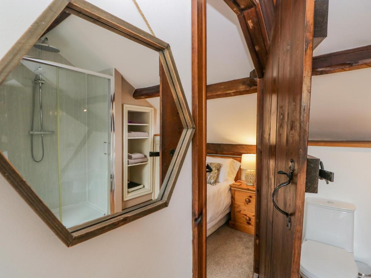 Ewedale Farm Villa Ulverston Bagian luar foto