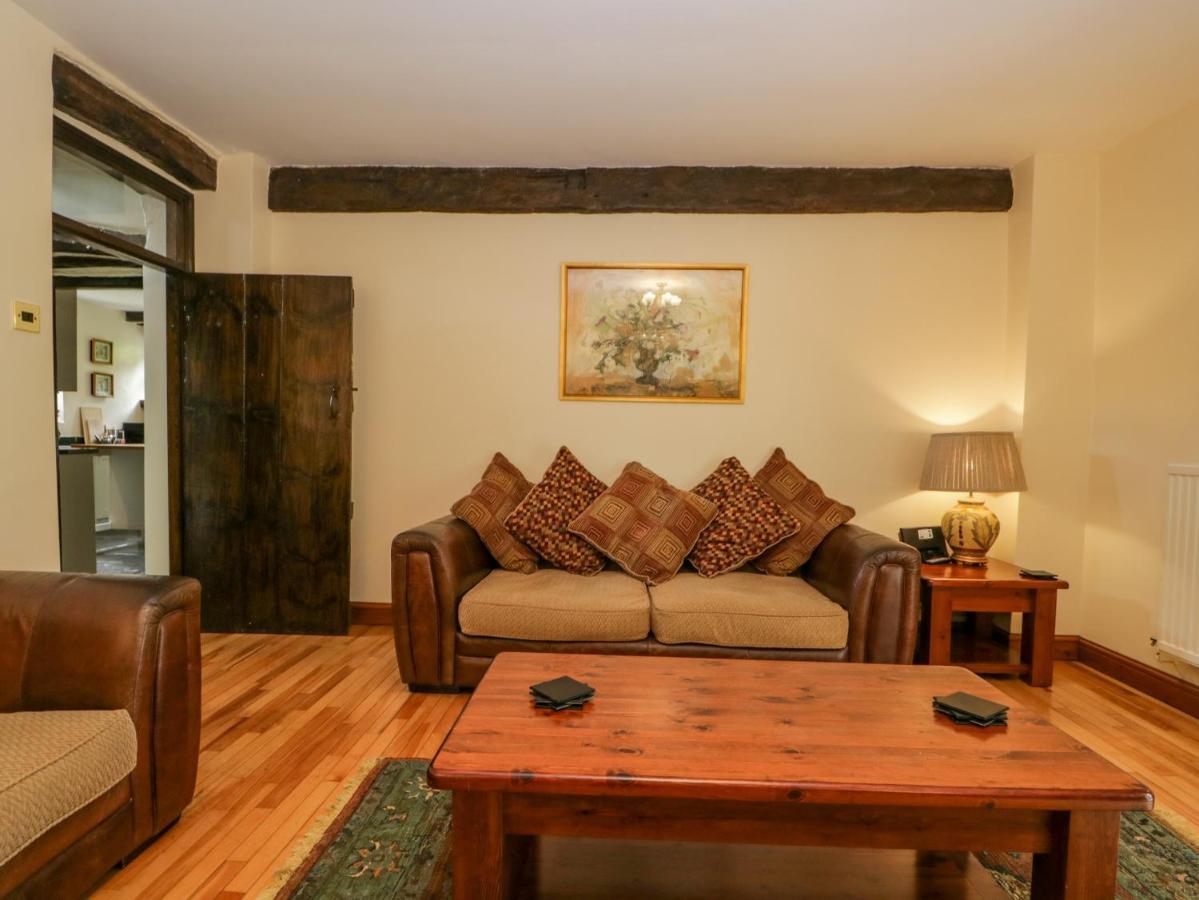 Ewedale Farm Villa Ulverston Bagian luar foto