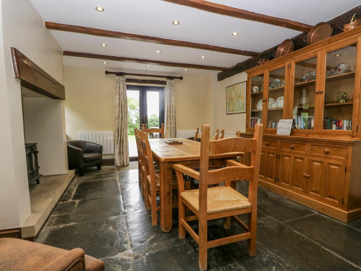 Ewedale Farm Villa Ulverston Bagian luar foto
