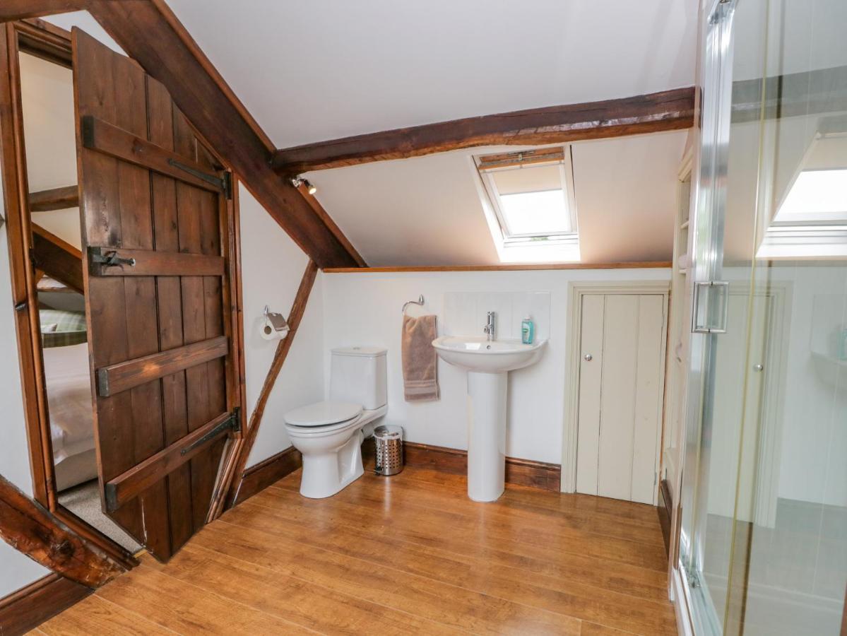 Ewedale Farm Villa Ulverston Bagian luar foto