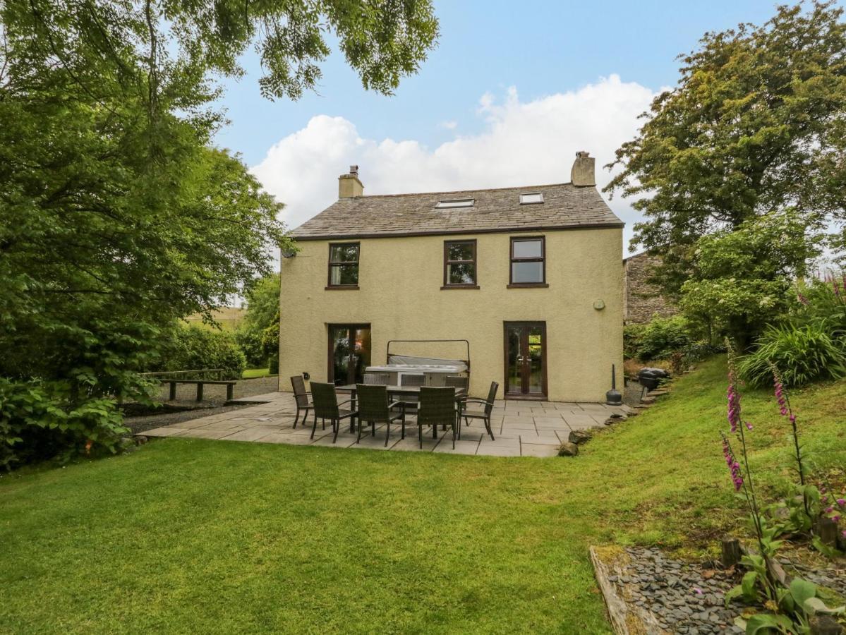 Ewedale Farm Villa Ulverston Bagian luar foto